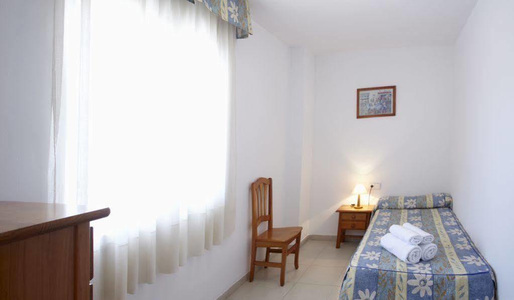 Apartamentos Intersalou Priorat Екстериор снимка